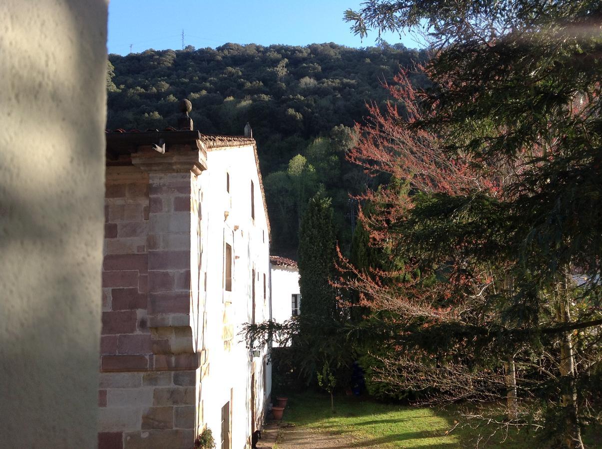 Casona De La Salceda Guest House Treceño Eksteriør bilde