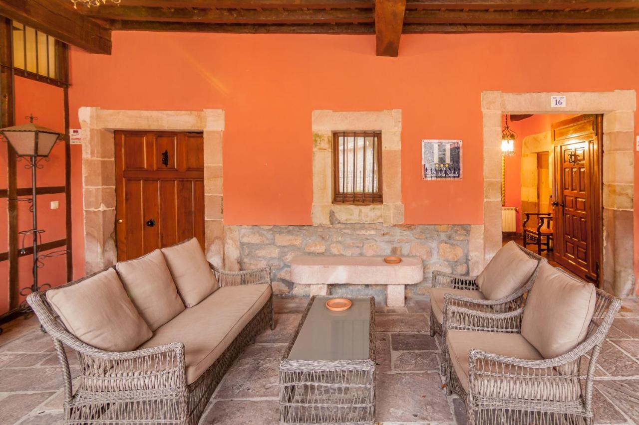 Casona De La Salceda Guest House Treceño Eksteriør bilde