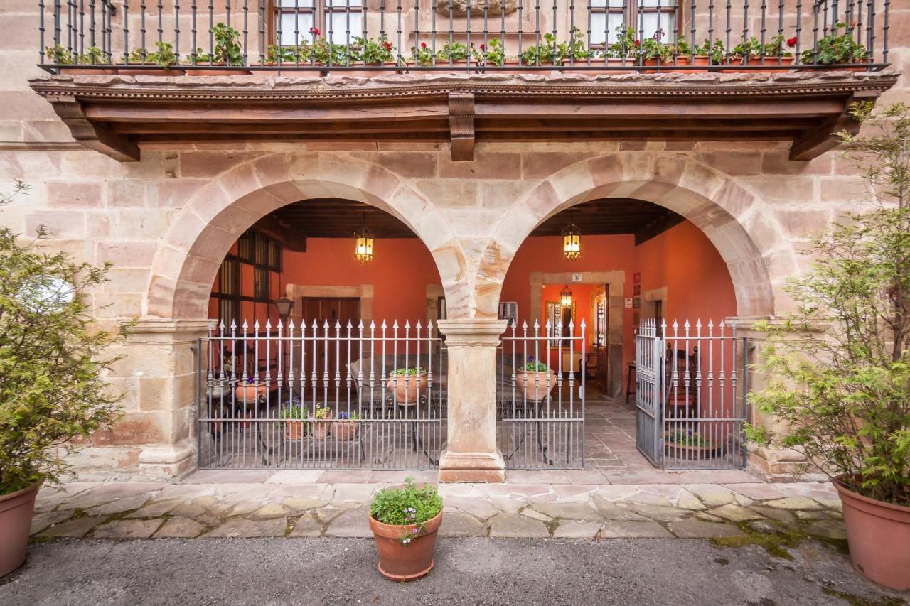 Casona De La Salceda Guest House Treceño Eksteriør bilde