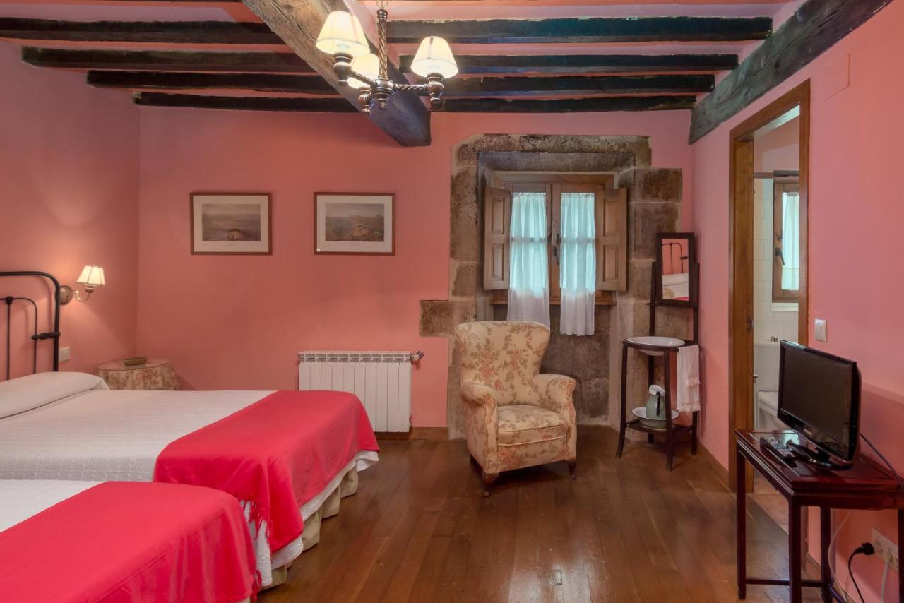 Casona De La Salceda Guest House Treceño Eksteriør bilde