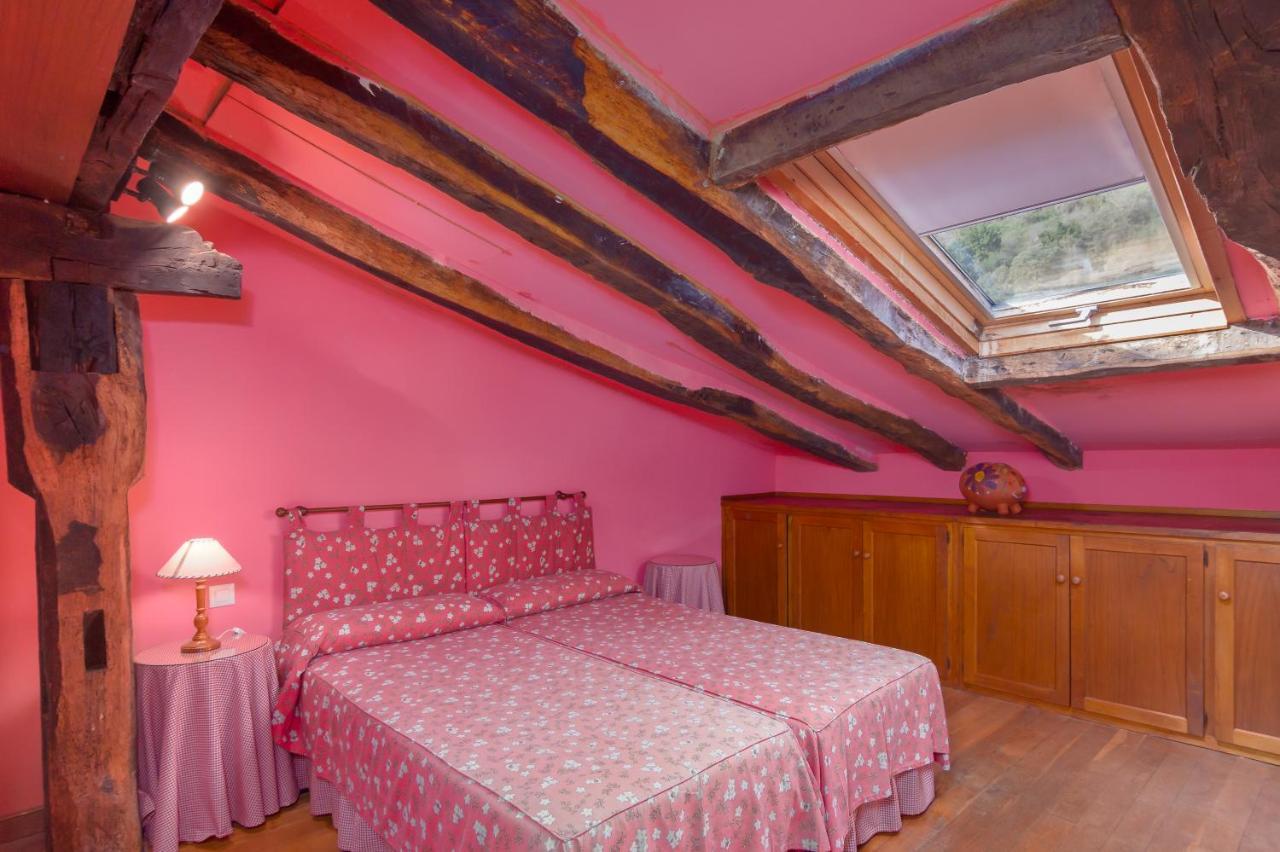 Casona De La Salceda Guest House Treceño Eksteriør bilde