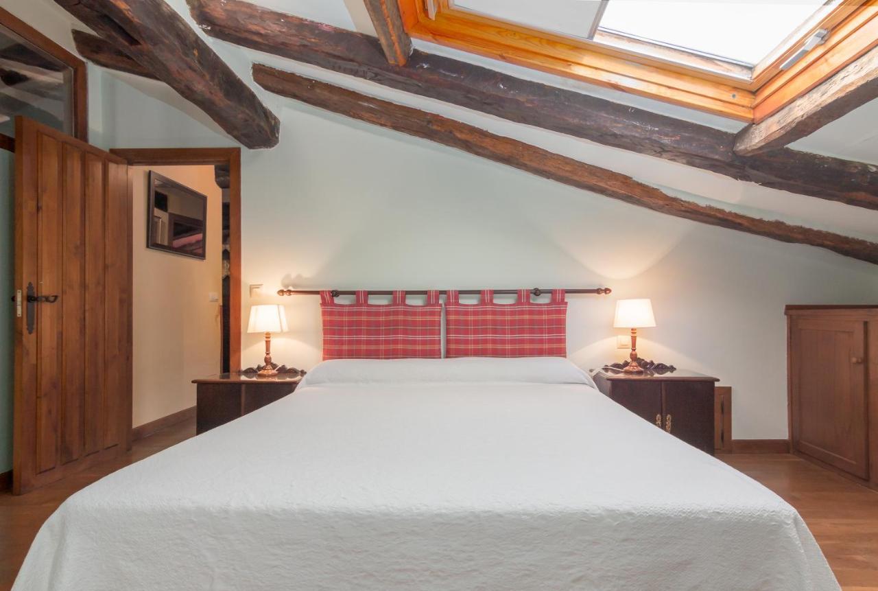 Casona De La Salceda Guest House Treceño Eksteriør bilde
