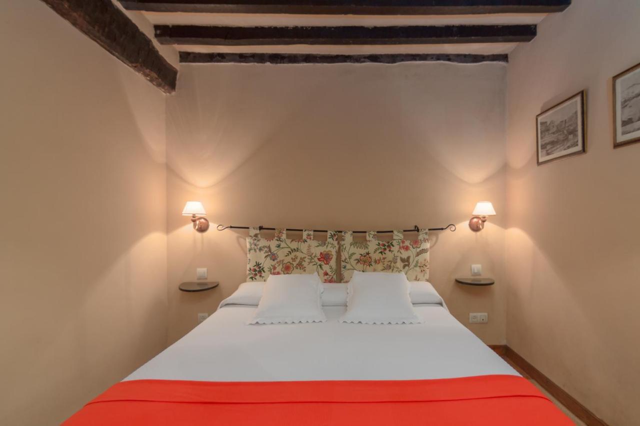 Casona De La Salceda Guest House Treceño Eksteriør bilde