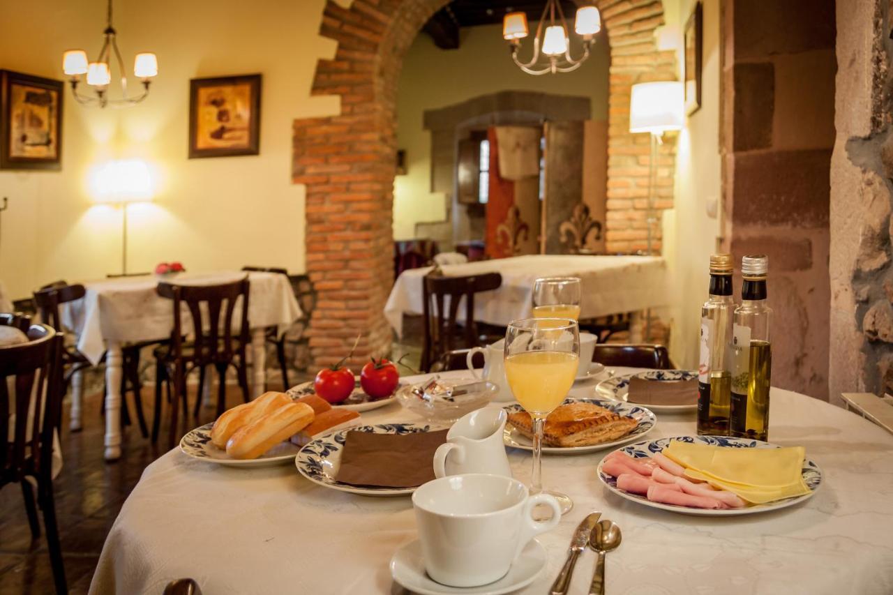 Casona De La Salceda Guest House Treceño Eksteriør bilde